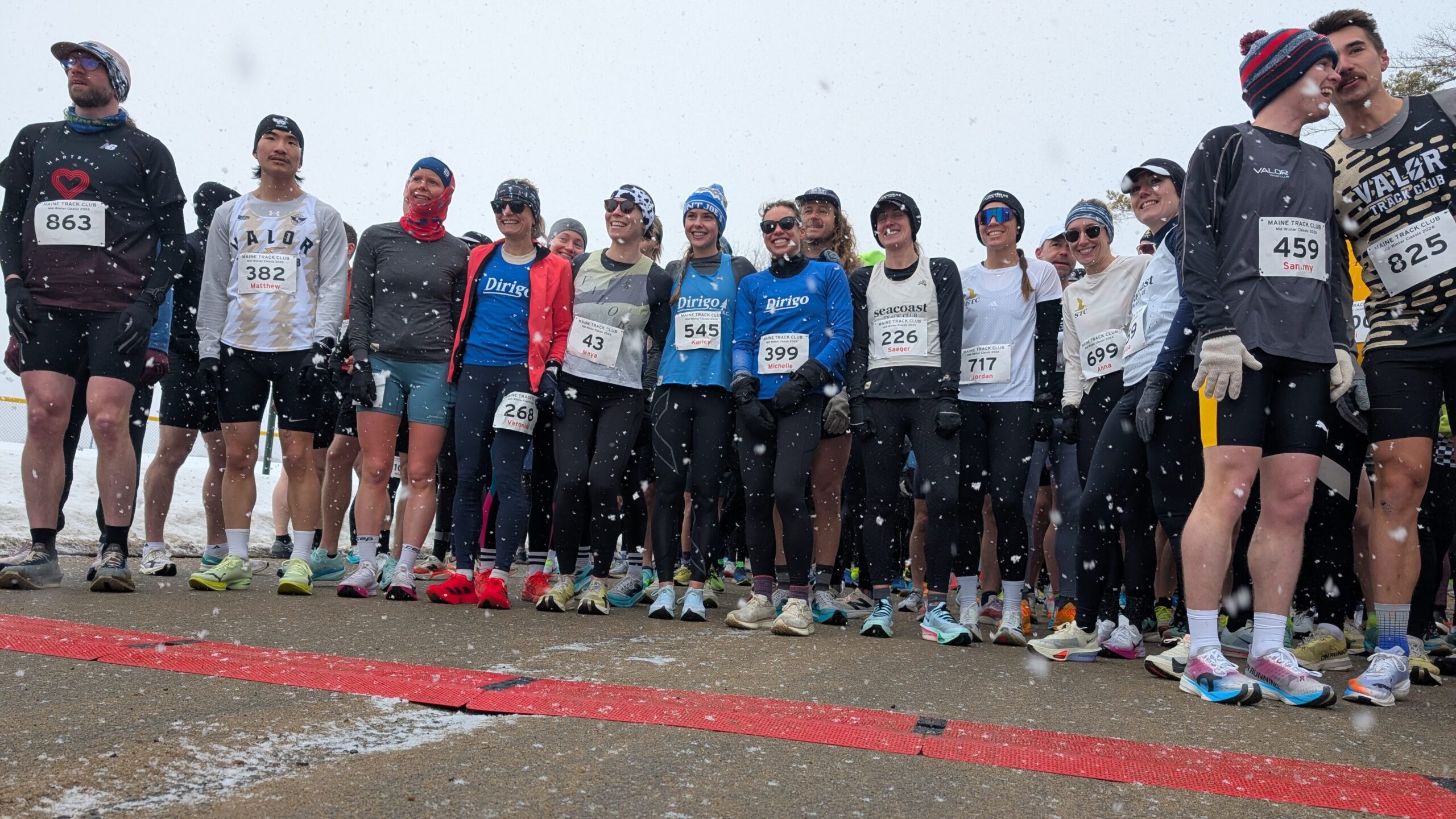 Runners at the start of the 2026 Midwinter 10 Mile Classic.