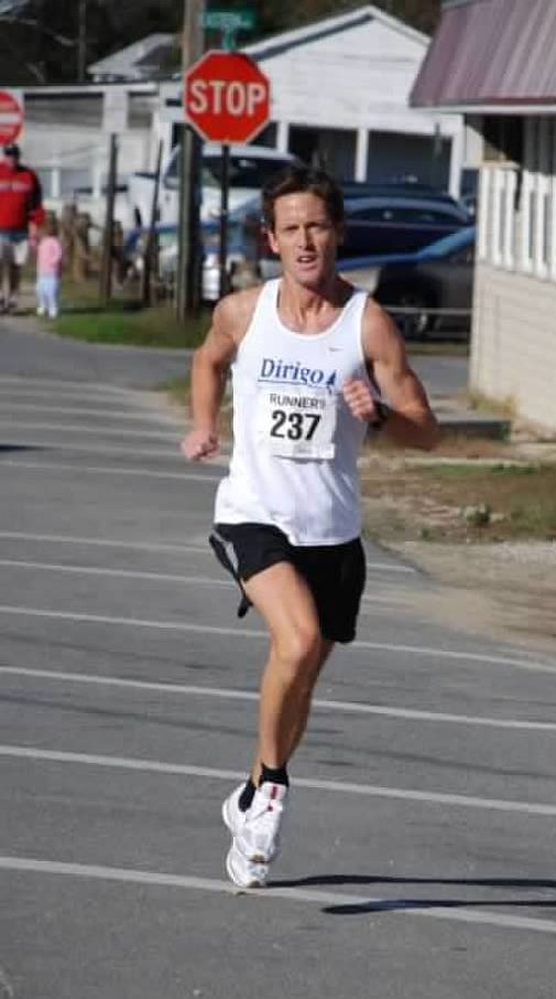 Michael Payson racing in a Dirigo singlet.