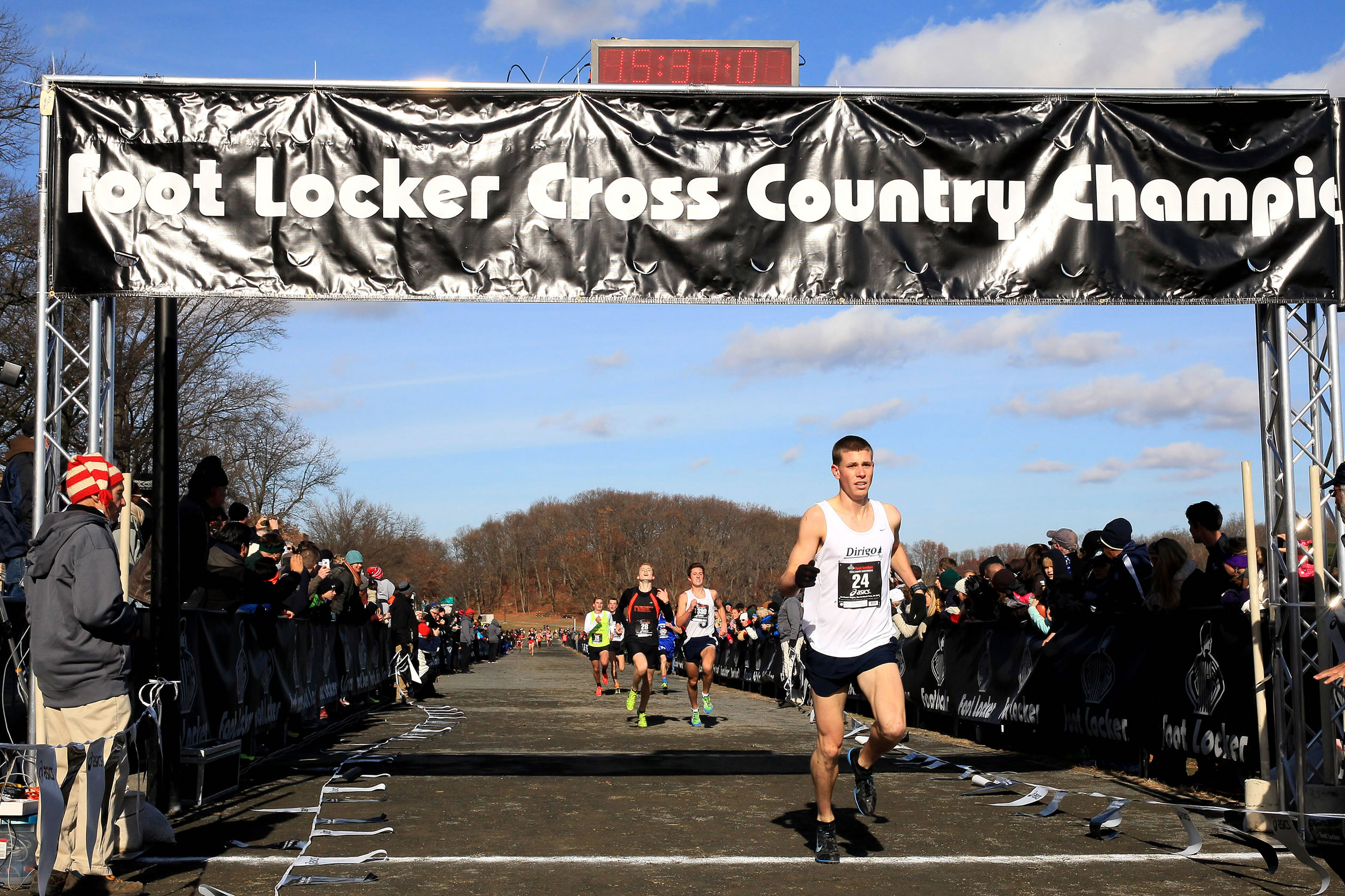 Josef Holt racing for Dirigo at Foot Locker Cross Country regionals in 2013.