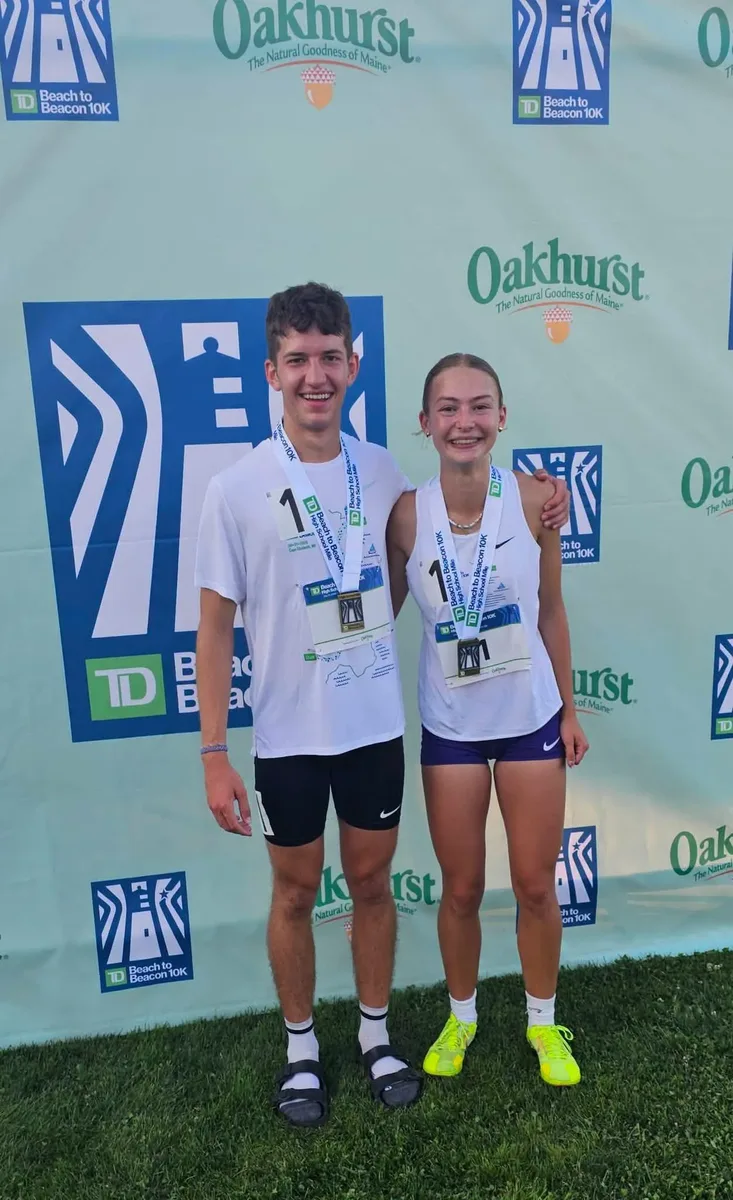 Beach to Beacon High School Mile medalists.
