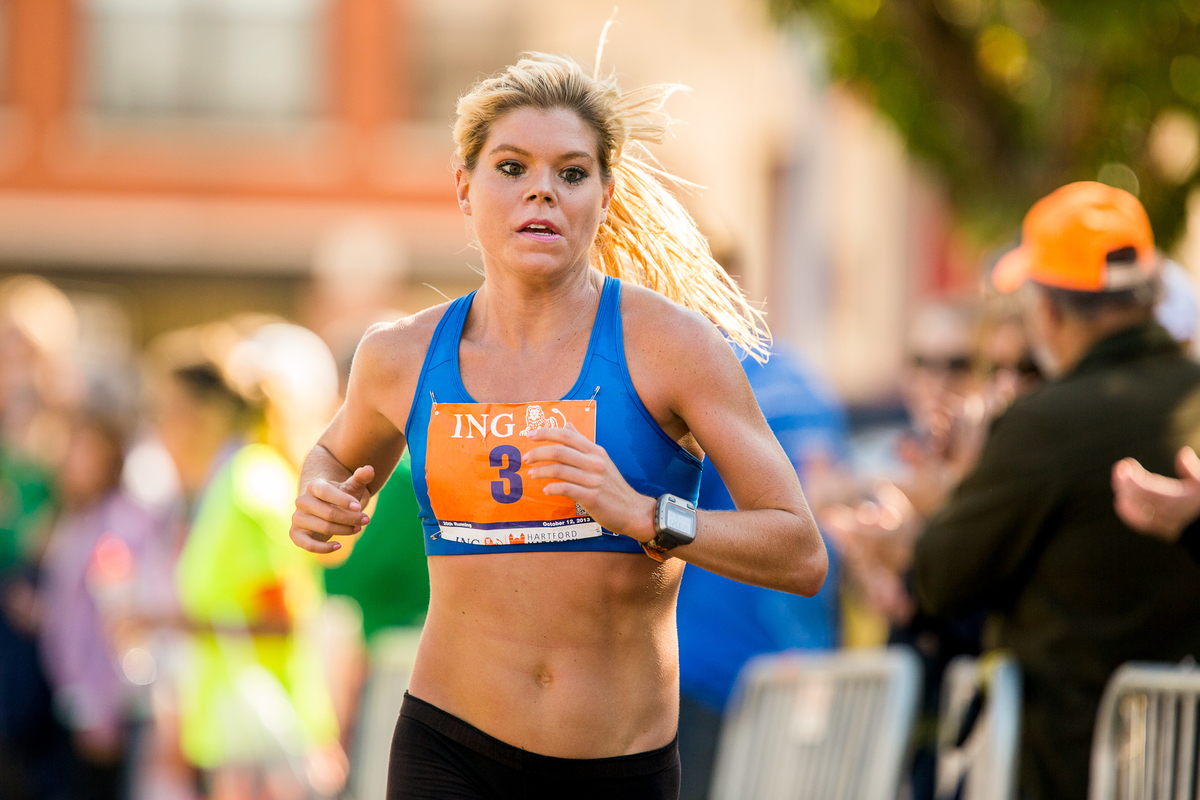 Erica Jesseman racing to a 2:38:08 win at the 2013 Hartford Marathon.